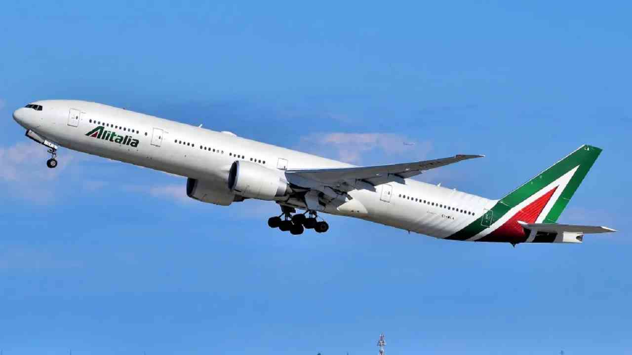 alitalia licenziamenti